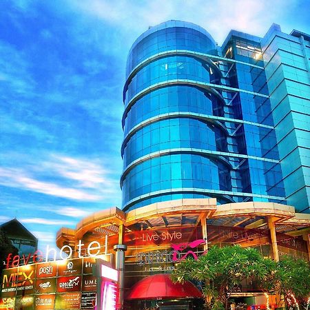 Favehotel Mex Tunjungan Surabaya Exteriör bild