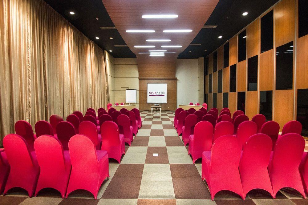 Favehotel Mex Tunjungan Surabaya Exteriör bild