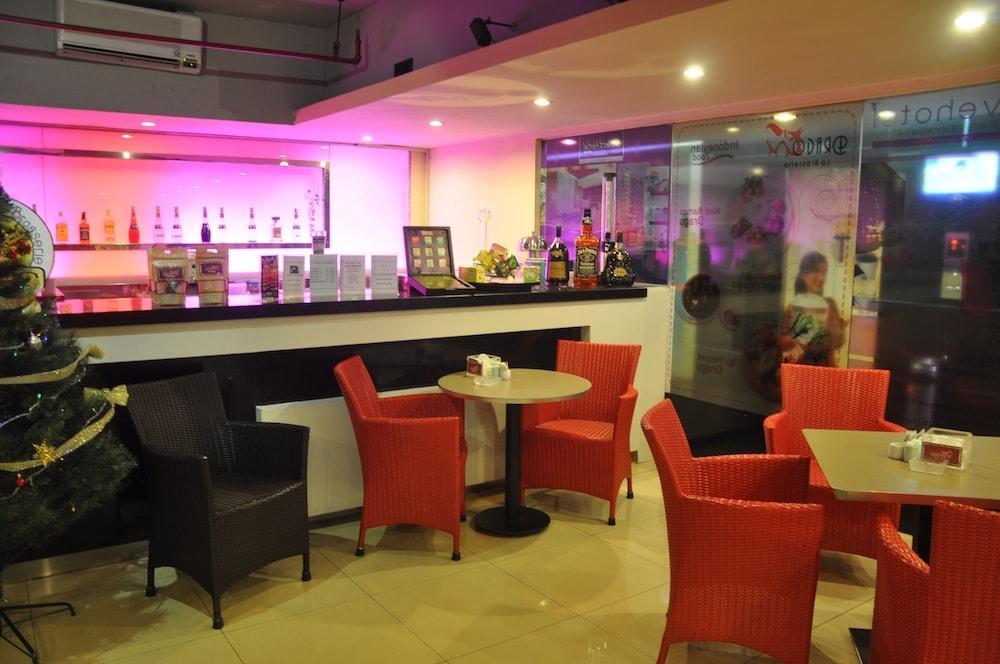 Favehotel Mex Tunjungan Surabaya Exteriör bild