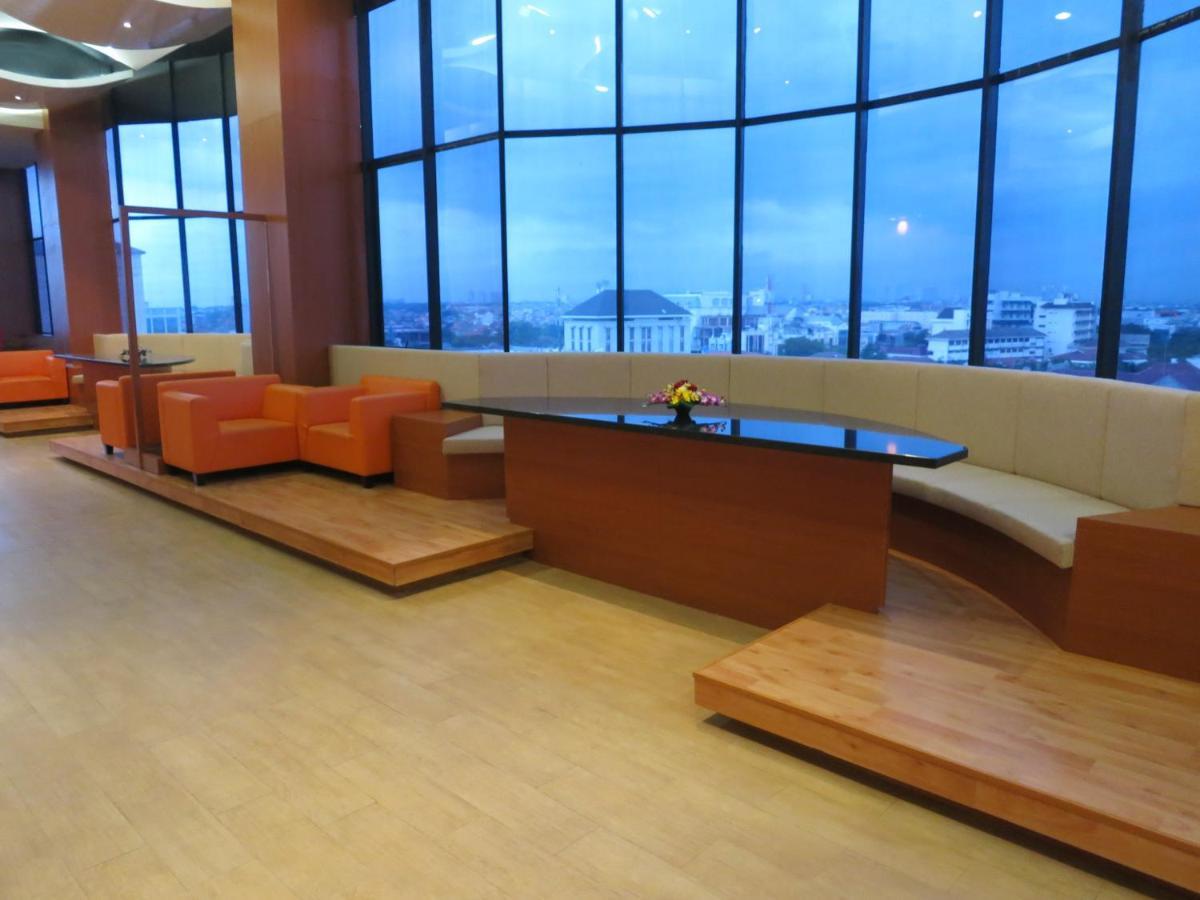 Favehotel Mex Tunjungan Surabaya Exteriör bild