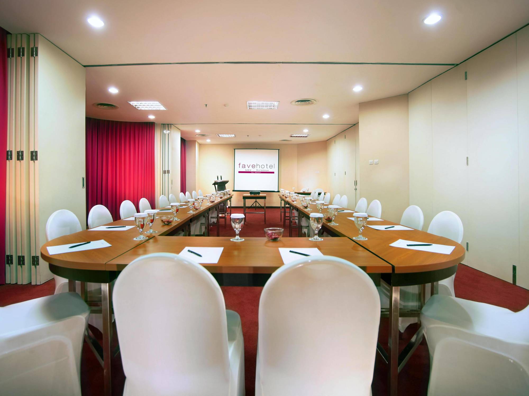 Favehotel Mex Tunjungan Surabaya Exteriör bild